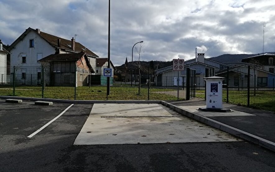 Camping-car parking and service area in Le Thillot