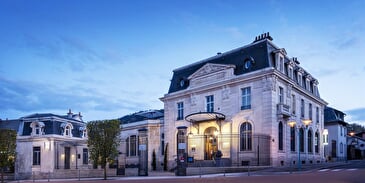 LE CHAPITRE HÔTEL & SPA
