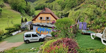 Cozy Tiny House Vacation Rental