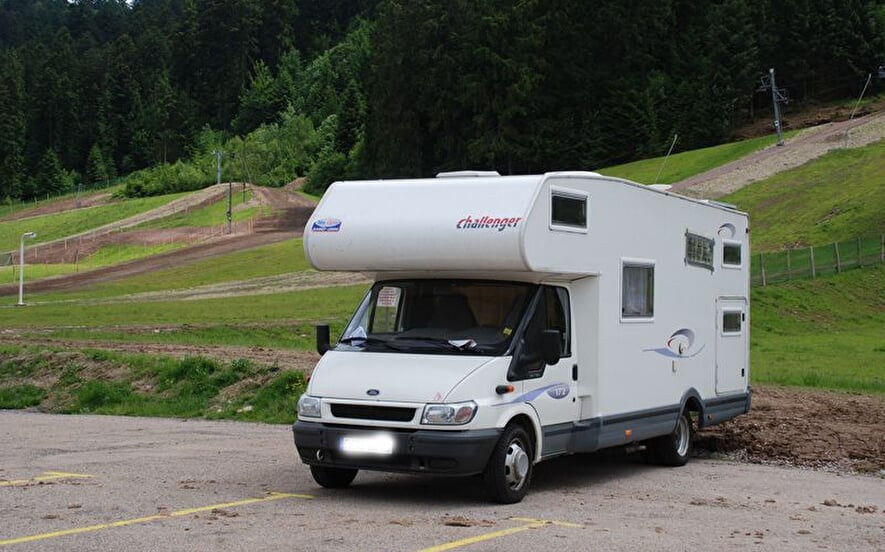 AIRE DE STATIONNEMENT CAMPING CAR N°2 GERARDMER