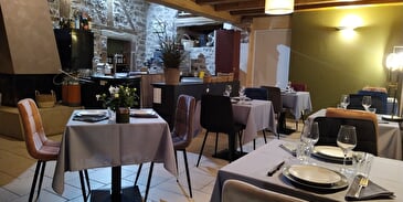 Sous le Poirier