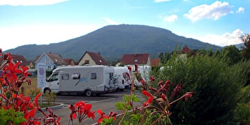 Service area for camper vans