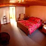 Accommodation of Mr. Eppinger - Studio 1