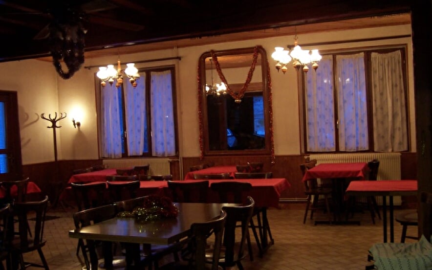 Cafe restaurant chez monique