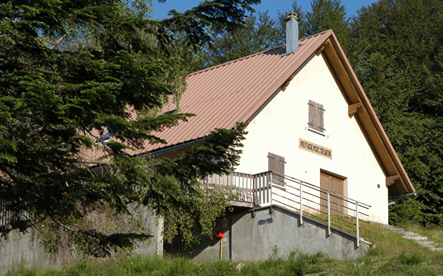 Mountain shelter les Alisiers