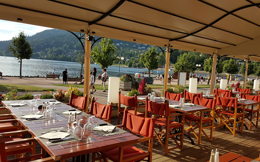LES TERRASSES DU LAC