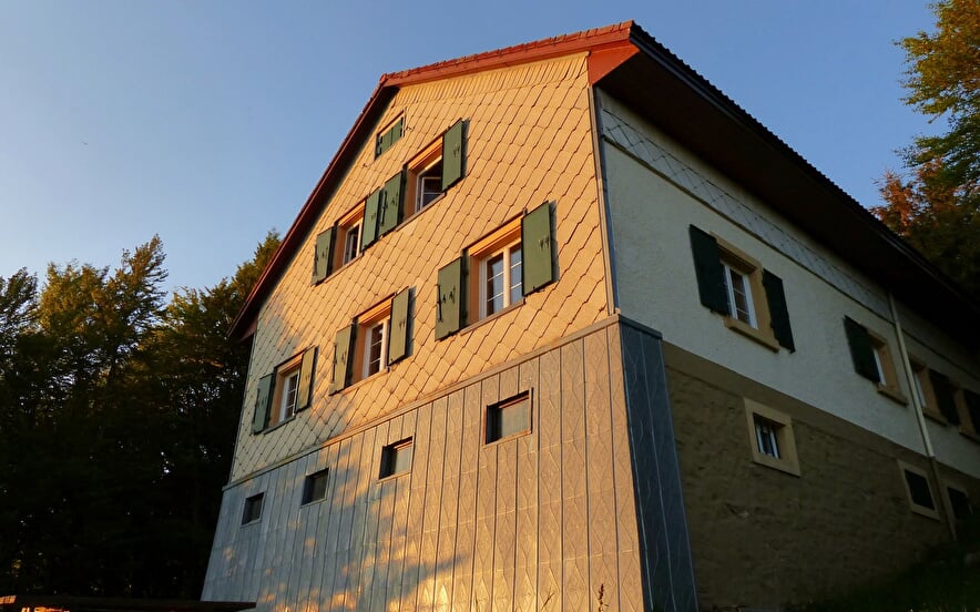 Mountain shelter Hus