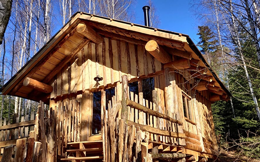 LES CABANES DU LAC DE PIERRE PERCÉE - LA FUSTE DU TRAPPEUR