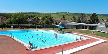 Outdoor swimming pool