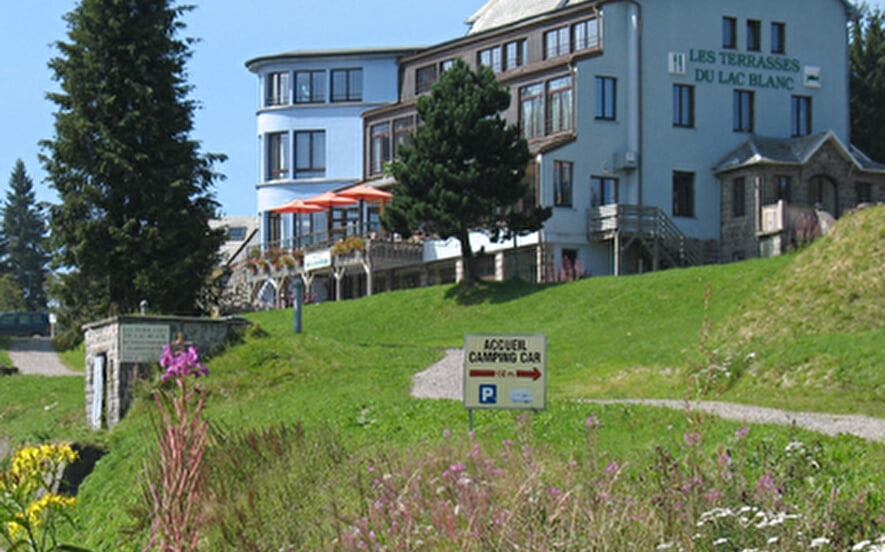 Camper area at the Terrasses du Lac Blanc