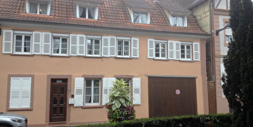 Accommodation of Mr. Eppinger - Studio 1