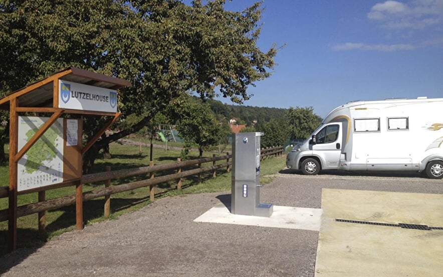Service point - Parking area for campers-dormobiles