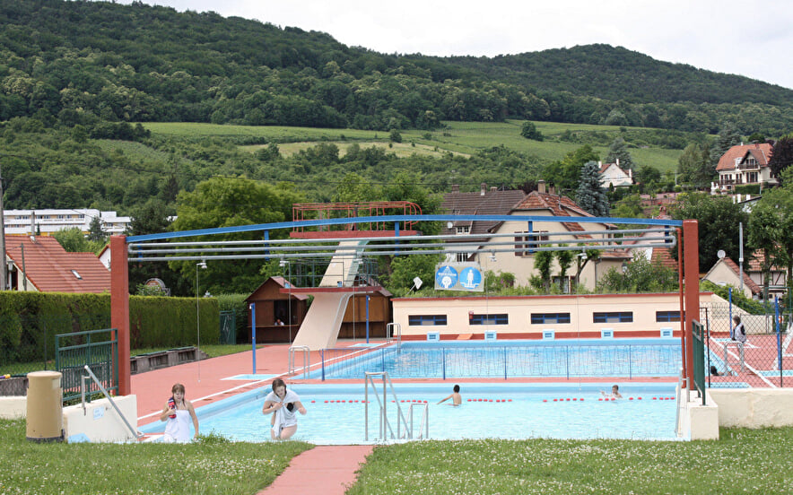 Open air swimming-pool