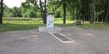Service point for campers-dormobile