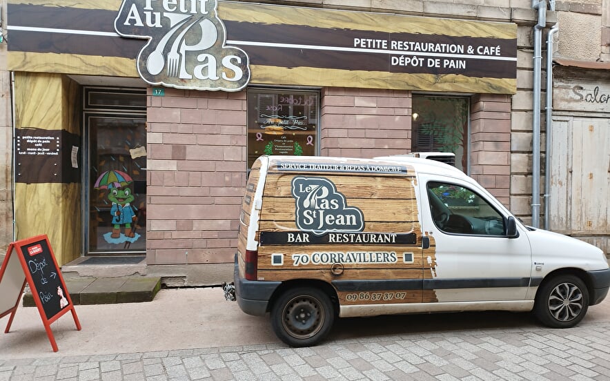 Au Petit Pas