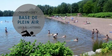 Plage amenagée - base de plein air